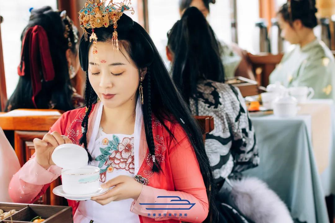 情人节微醺指南,情人节约会攻略看这一篇就够了