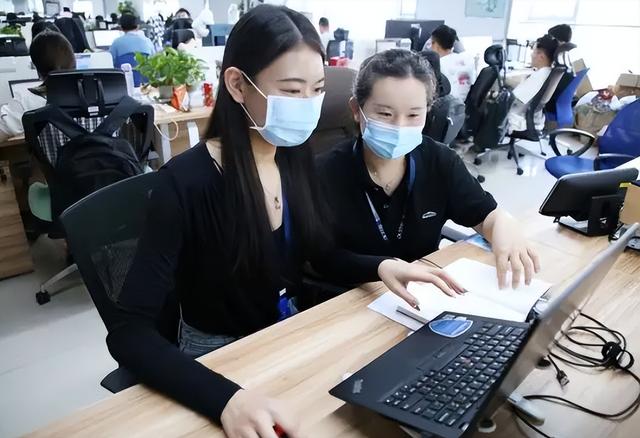 95后女孩从设计院辞职当保安,95后女生放弃高薪