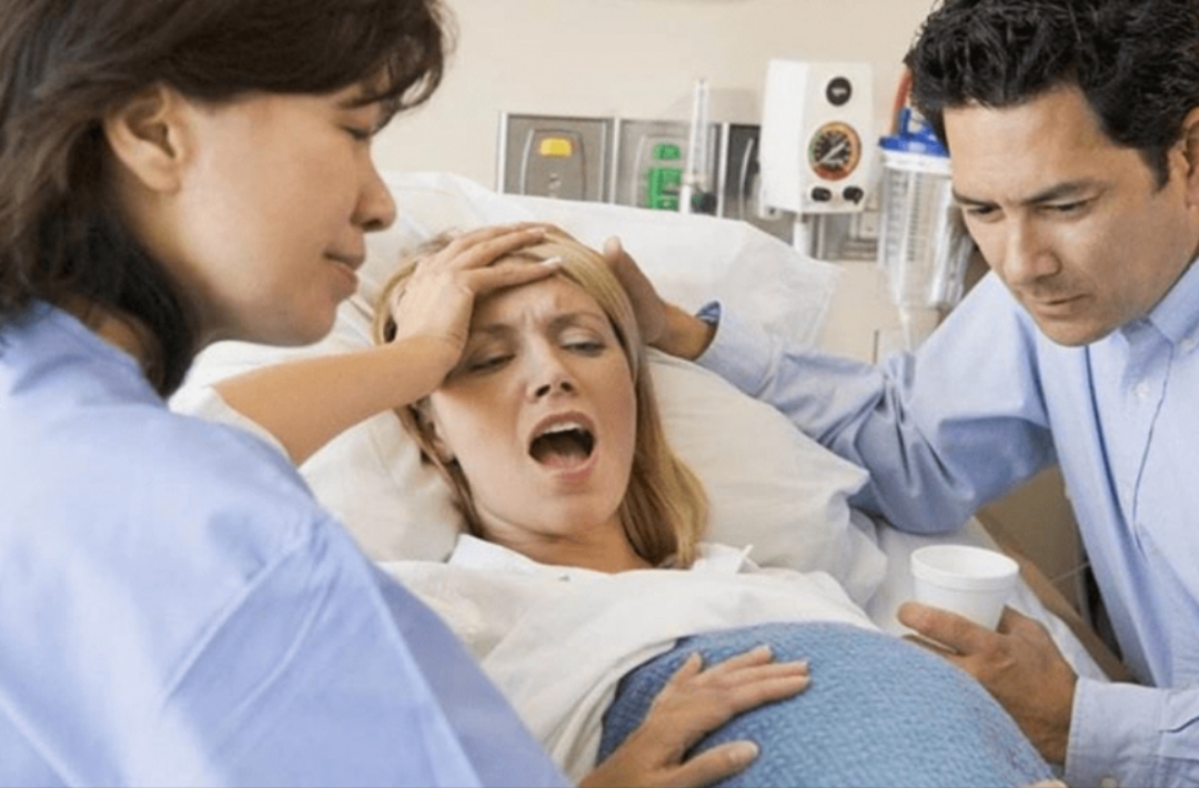 屁股小的女人是易孕体质么,屁股大的女生是不是易孕