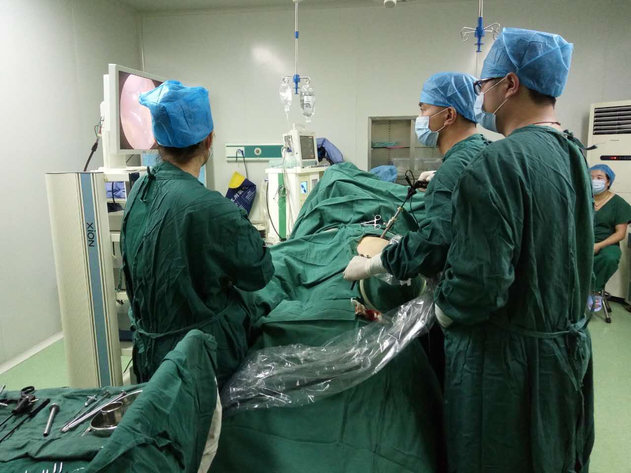 生气会引起胃出血,食管静脉曲张是呕血还是排黑便