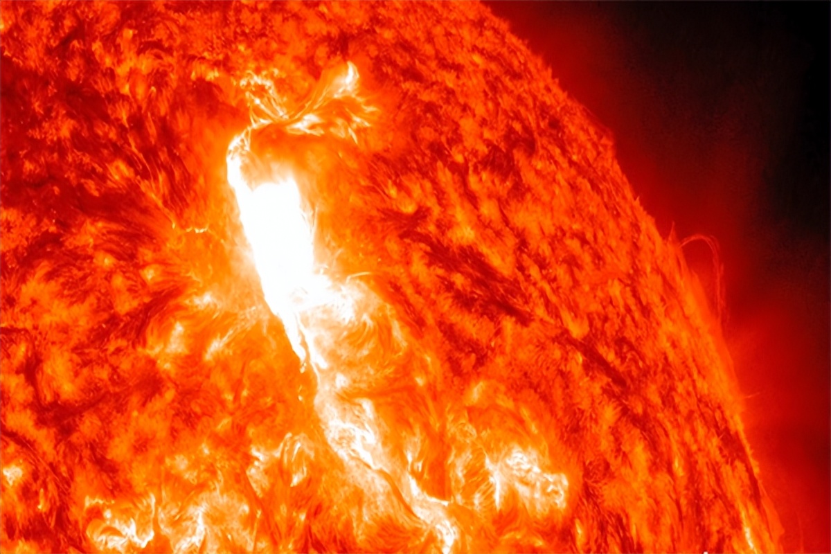 太阳系奇怪事件,太阳系五大诡异事