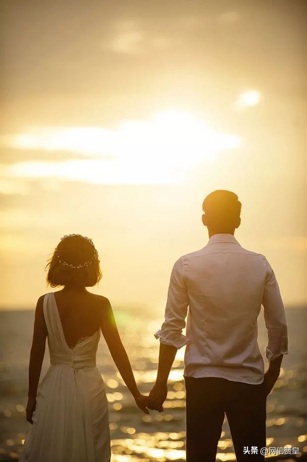 七月再见八月你好祝福语,七月再见八月你好的歌