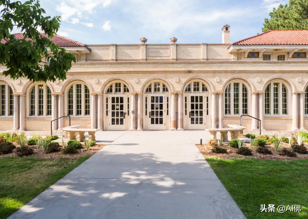 美国排名100的大学,2023美国100所顶尖公立大学