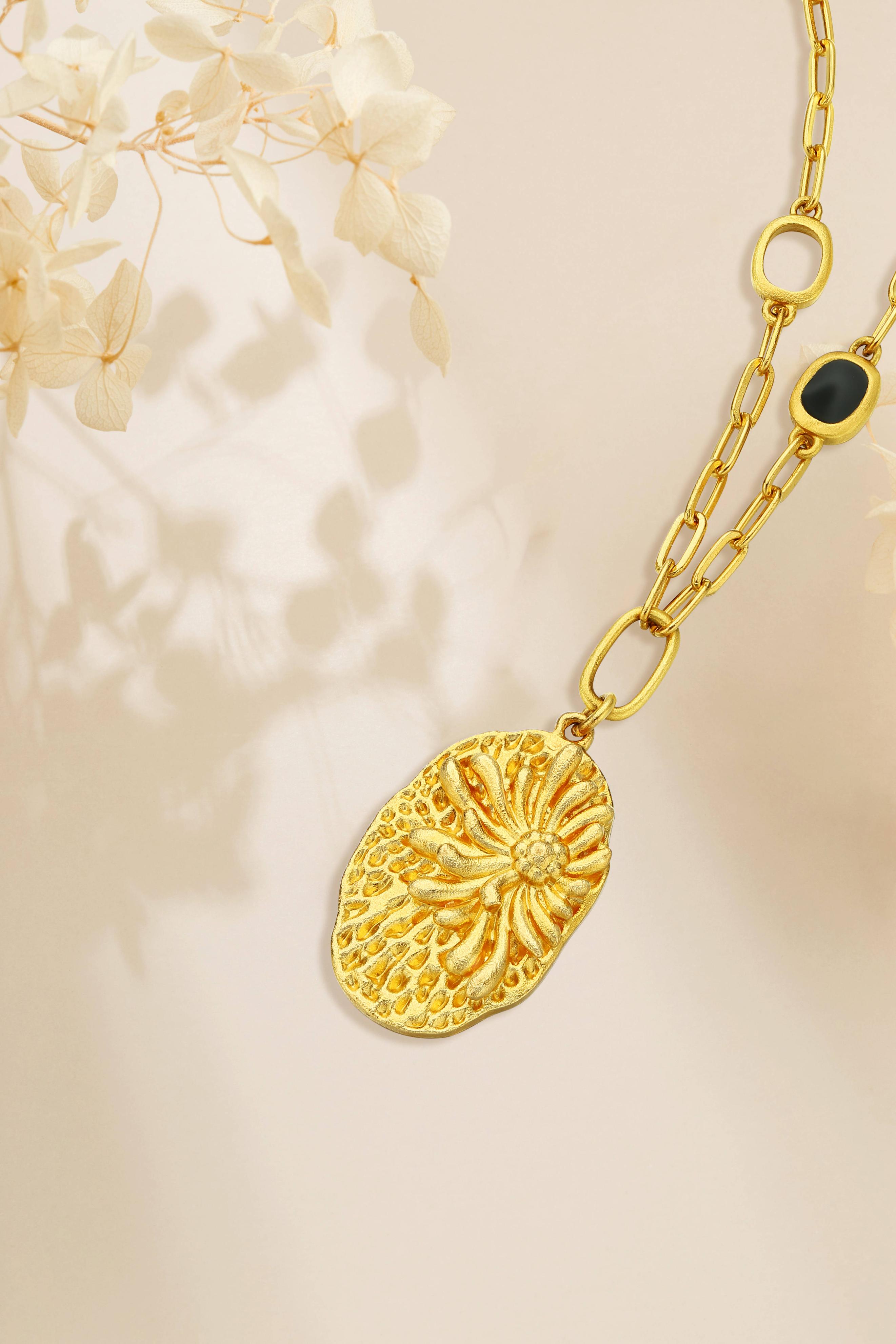 黄金首饰免费清洗有猫腻吗,黄金首饰正确的清洗方法