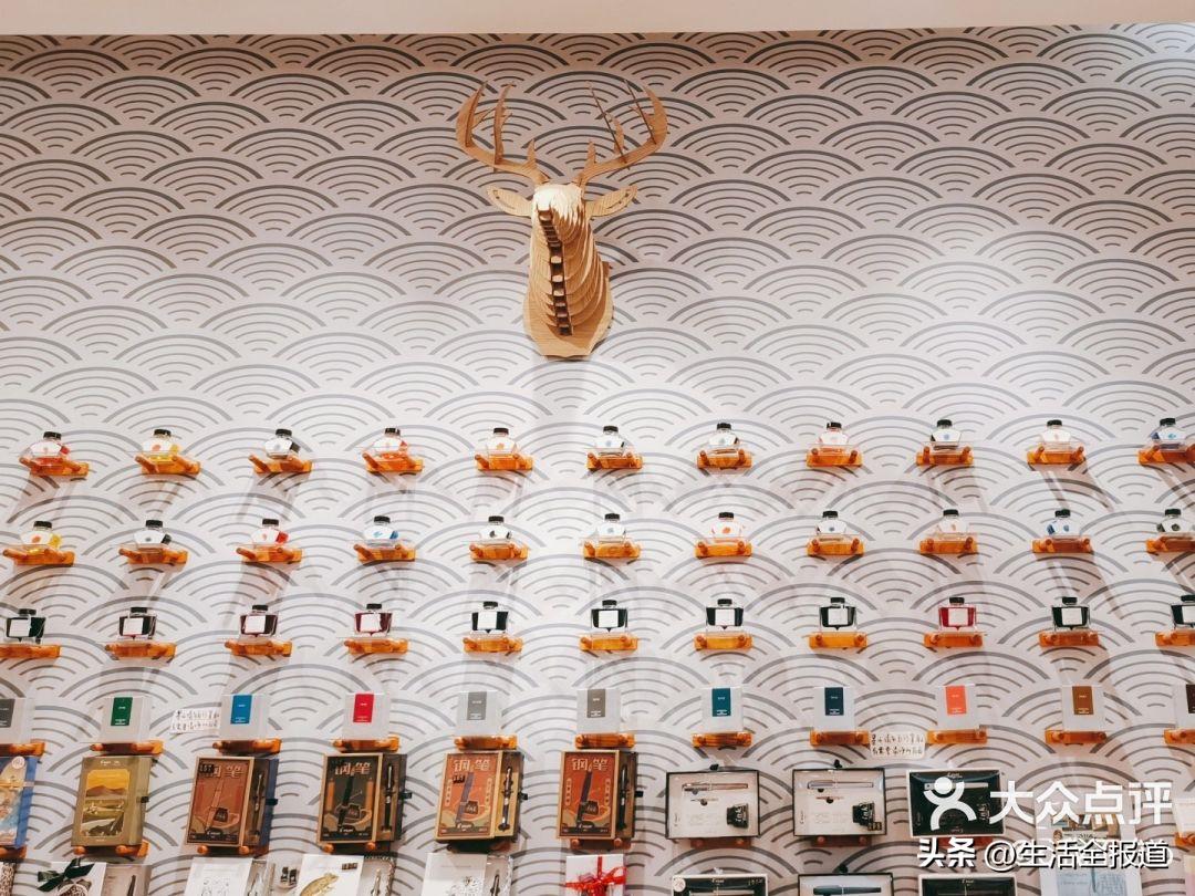 开学你的室友穿搭,开学宿舍必备清单