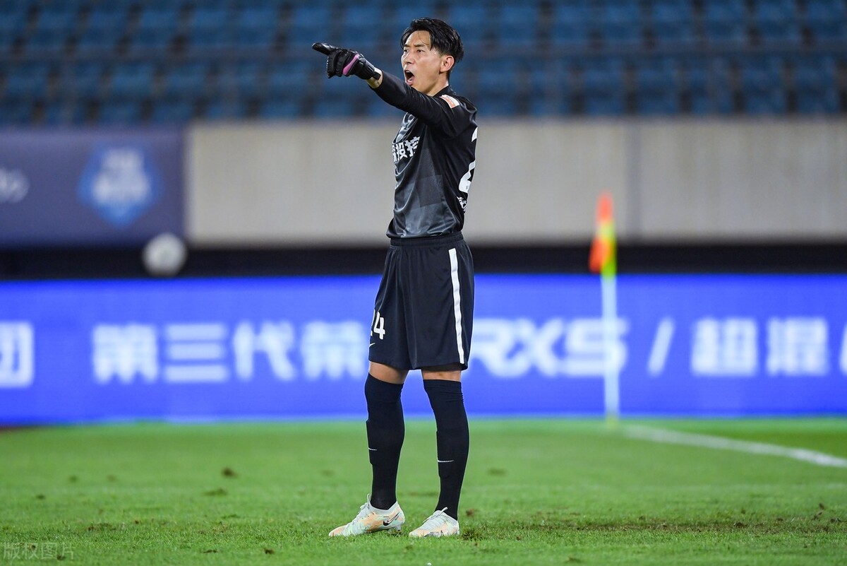 张效瑞足球青训,张效瑞深圳佳兆业