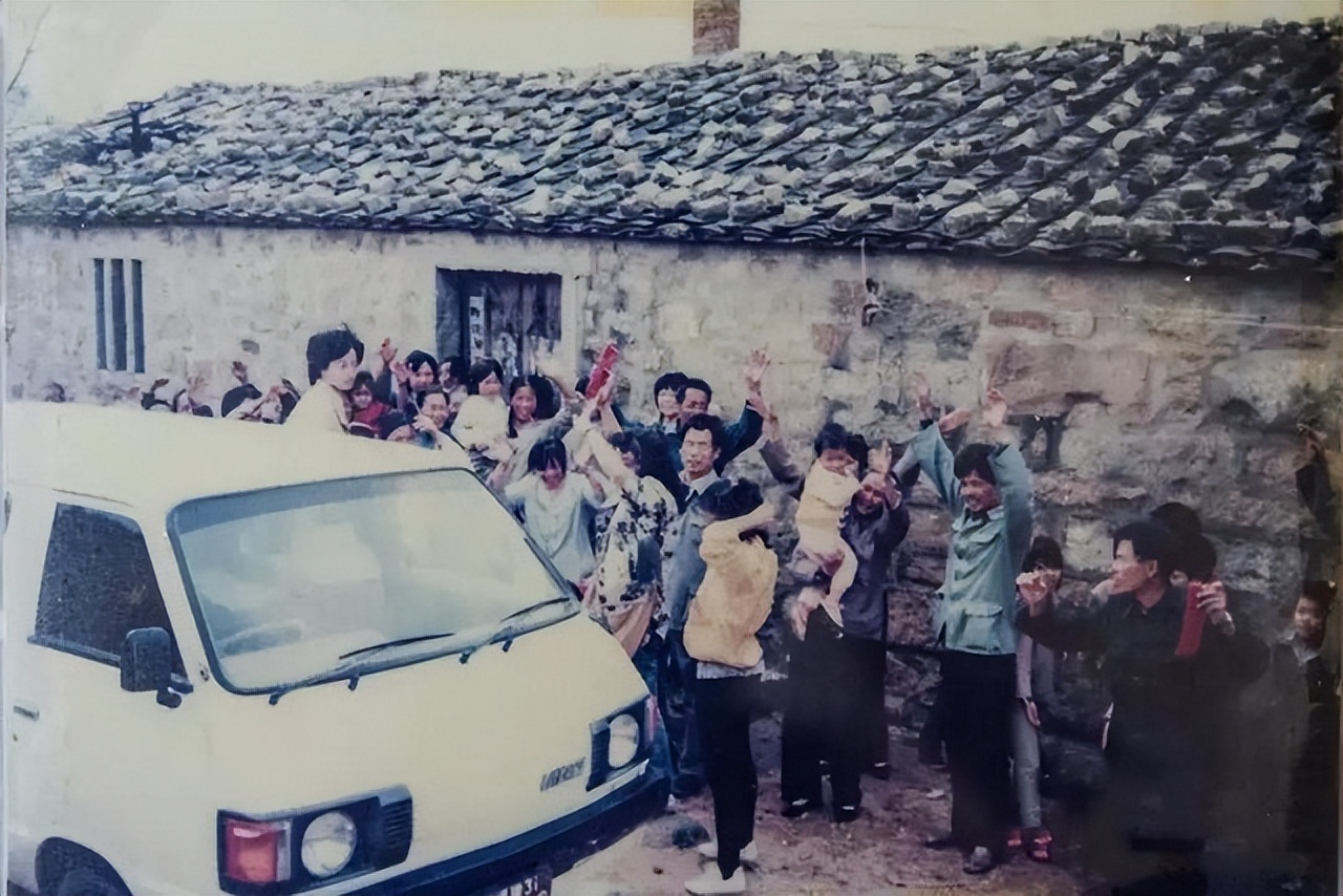 1989年，台湾老兵遗孀回大陆寻亲，40岁儿子冷漠回拒：我不缺娘