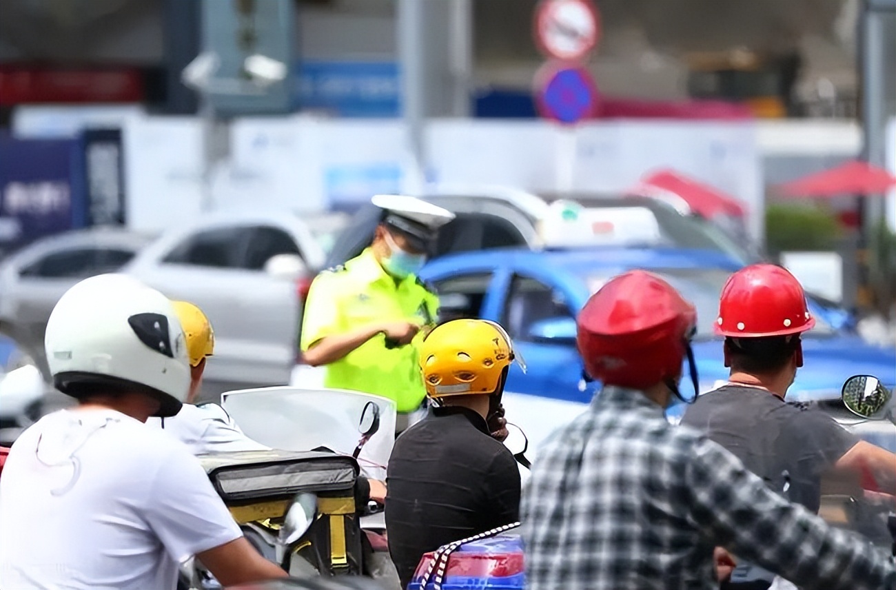 11月起，无牌车不能上路，有地方已经实施，涉及电动车、三轮车