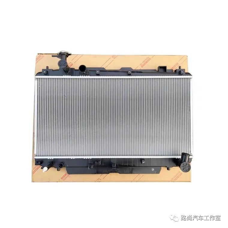 汽车防冻液高温是怎么回事,汽车发动机防冻液漏水是怎么回事