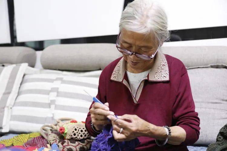 给老人过寿为什么不能说长命百岁,老人过寿民俗讲究是什么