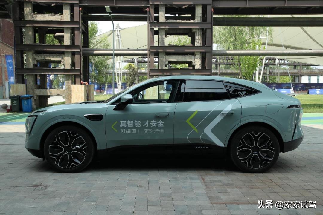 阿维塔11鸿蒙版车门开启位置,阿维塔智驾体验营开启