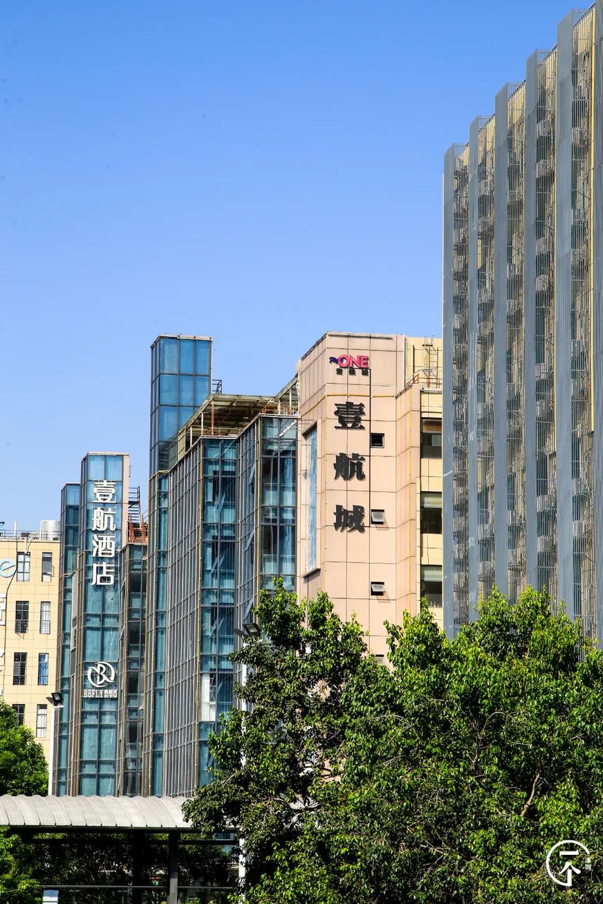 深圳航空空姐空少,深圳航空空少乘务员