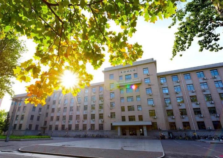 院士加盟这所双一流高校再获强援,全球顶尖学者加盟国内高校