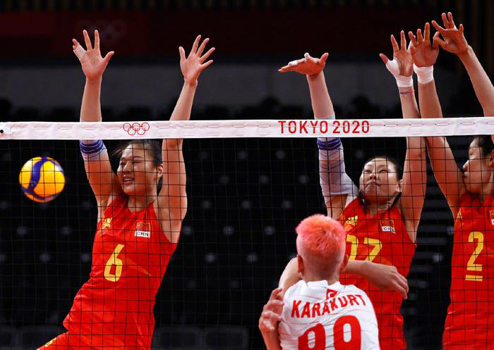 外国球迷评价朱婷复出,为什么朱婷赛场上的怒吼引非议