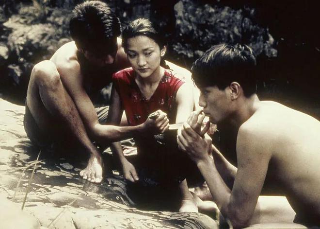 刘烨酗酒场面,刘烨酗酒成瘾是什么原因