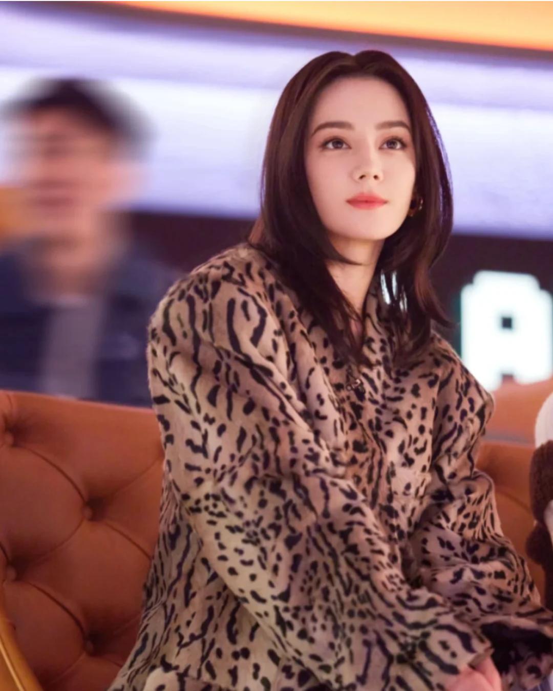 大小脸不明显还要矫正吗,大小脸不是很正常