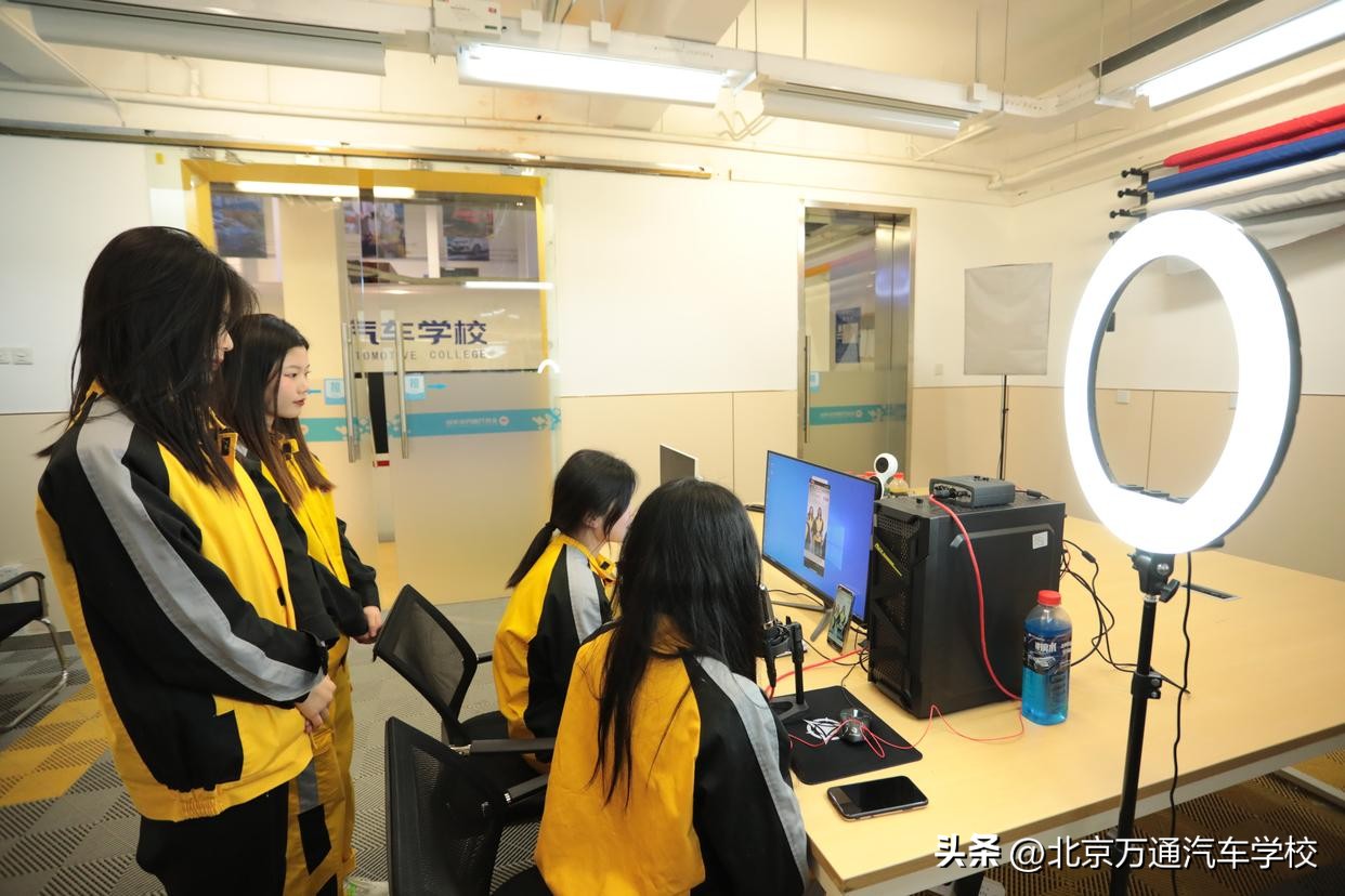 网络与新媒体专业学什么课程,新媒体传播专业研究生学什么