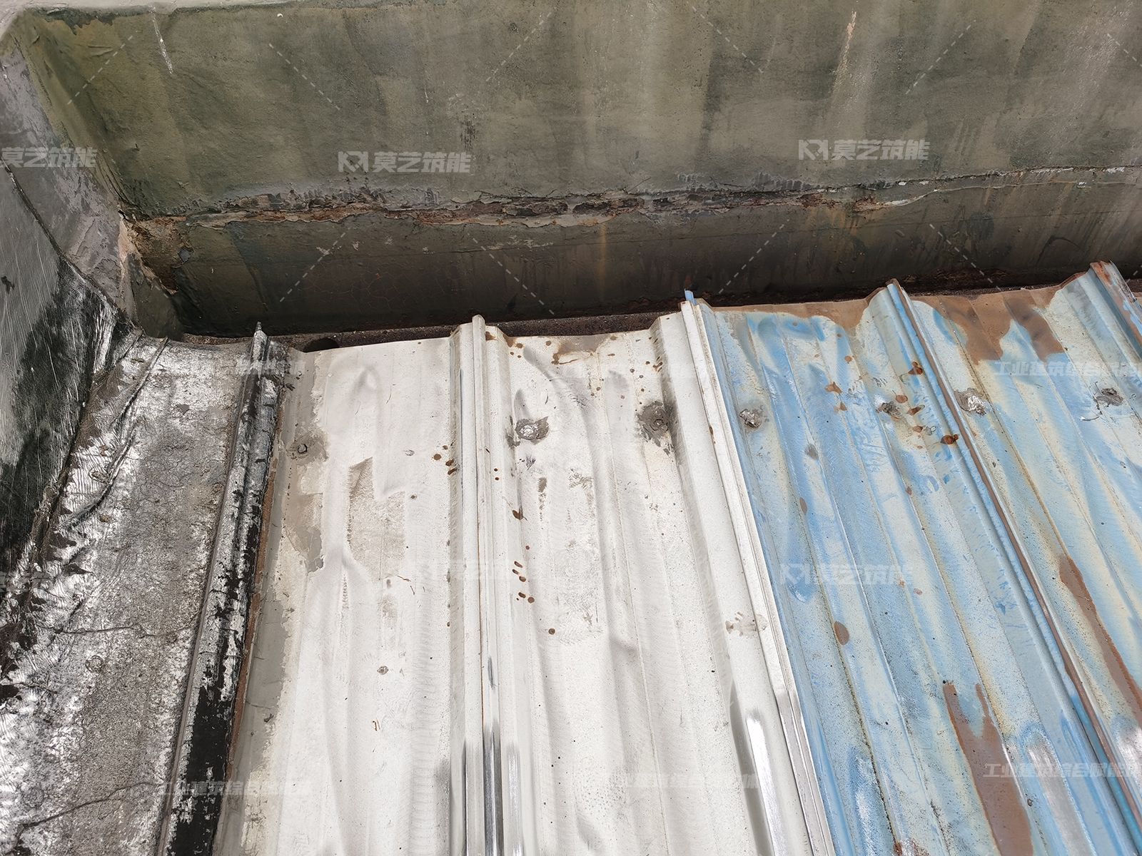 房顶漏水搭彩钢顶好吗,叠石桥彩钢房顶漏水维修