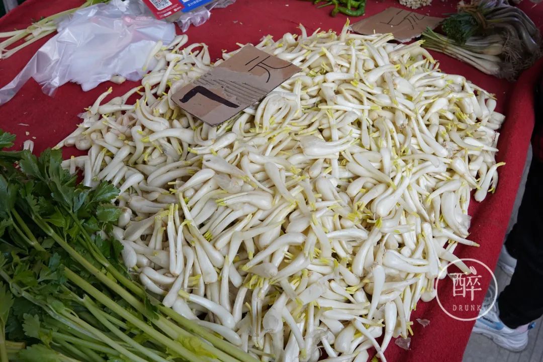 成都这个市场只开半天还放高温假，地图上找不到