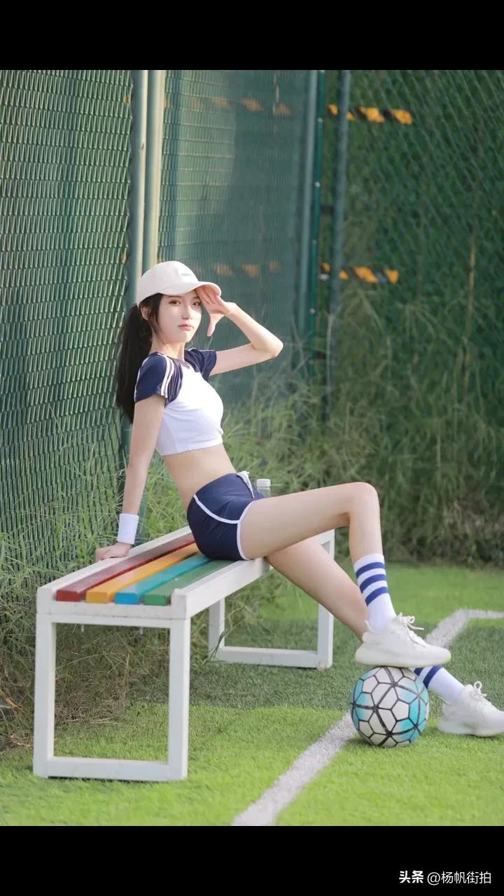 卡塔尔世界杯足球美女图片,卡塔尔多哈街拍美女