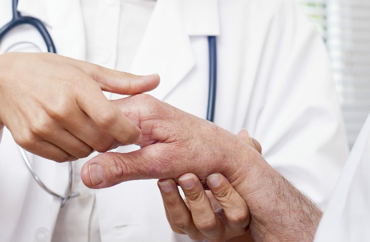 手指关节疼是艾滋病的症状吗,更年期有手指关节疼痛的症状吗