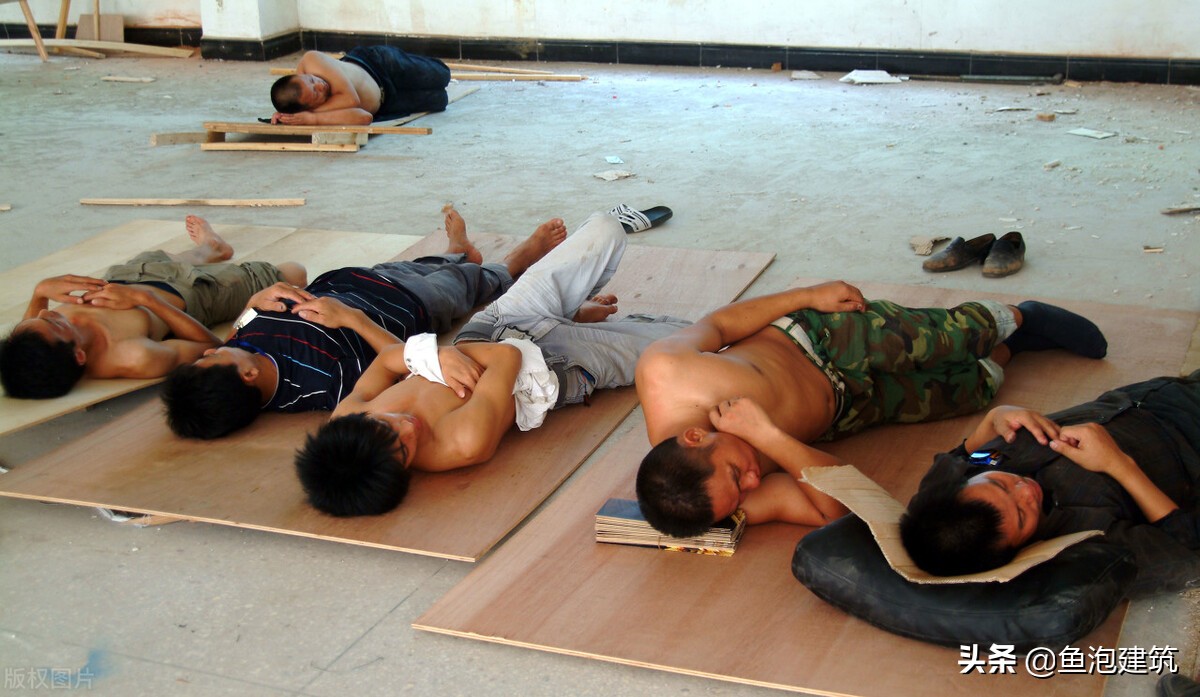 深圳打工的农民工生活记录,深圳南山科技园日结临时工