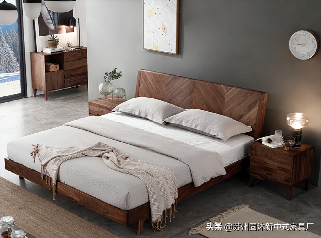 禅意新中式原木大平层,新中式原木禅意软装元素