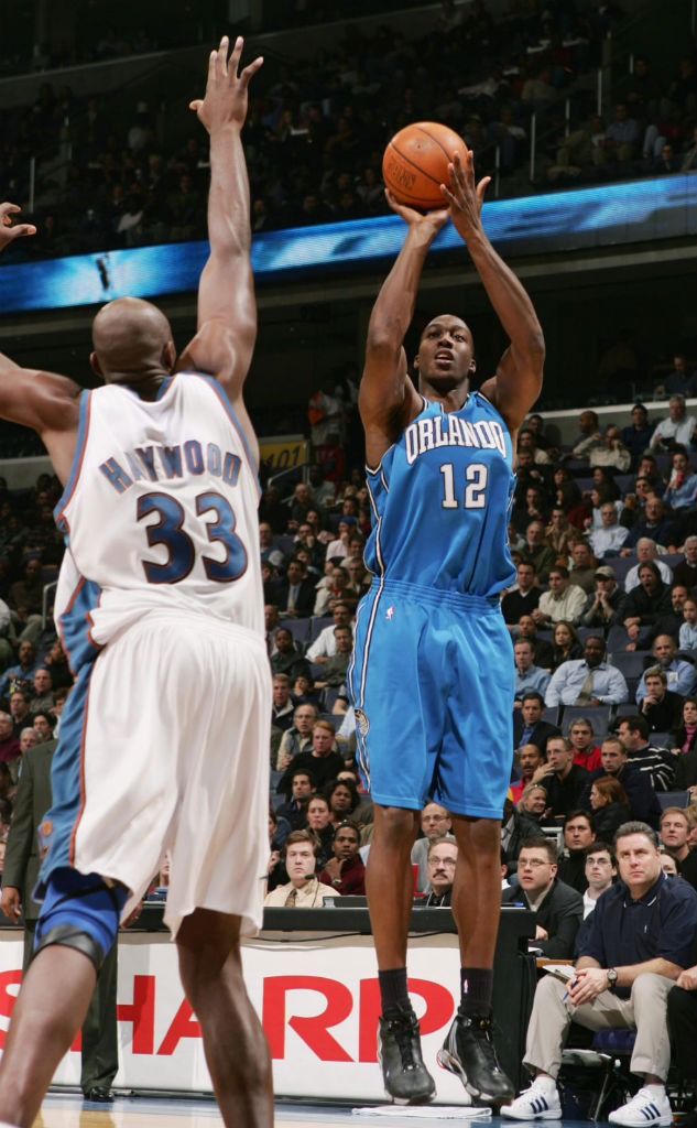 德怀特霍华德奥兰多,阿迪达斯霍华德历代篮球鞋图片