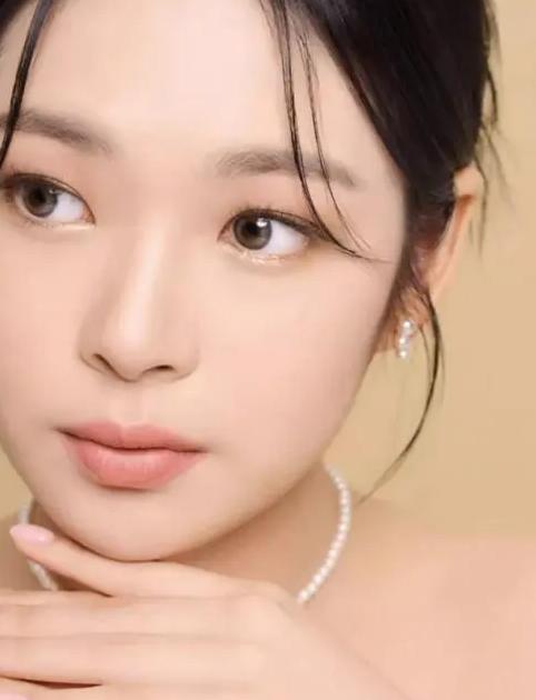 韩国眼影盘pink,韩国blingglow液体眼影