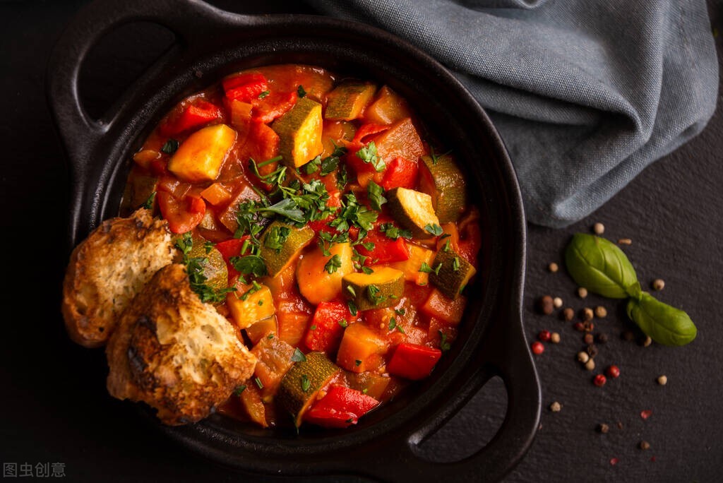 吃饭细嚼慢咽更不会发胖吗,细嚼慢咽和吃得快哪个更容易减肥