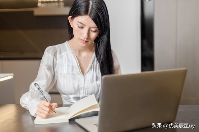 适合女生的十大专业就业前景好,单招适合女生报考的十大专业