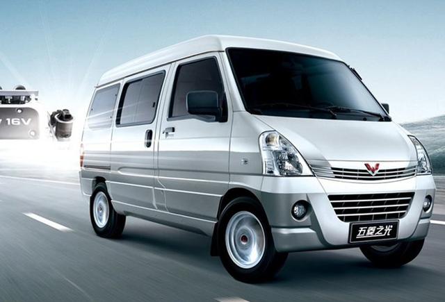 五菱之光1.5新车怎么样,五菱之光1.2t和1.5l哪个动力好省油