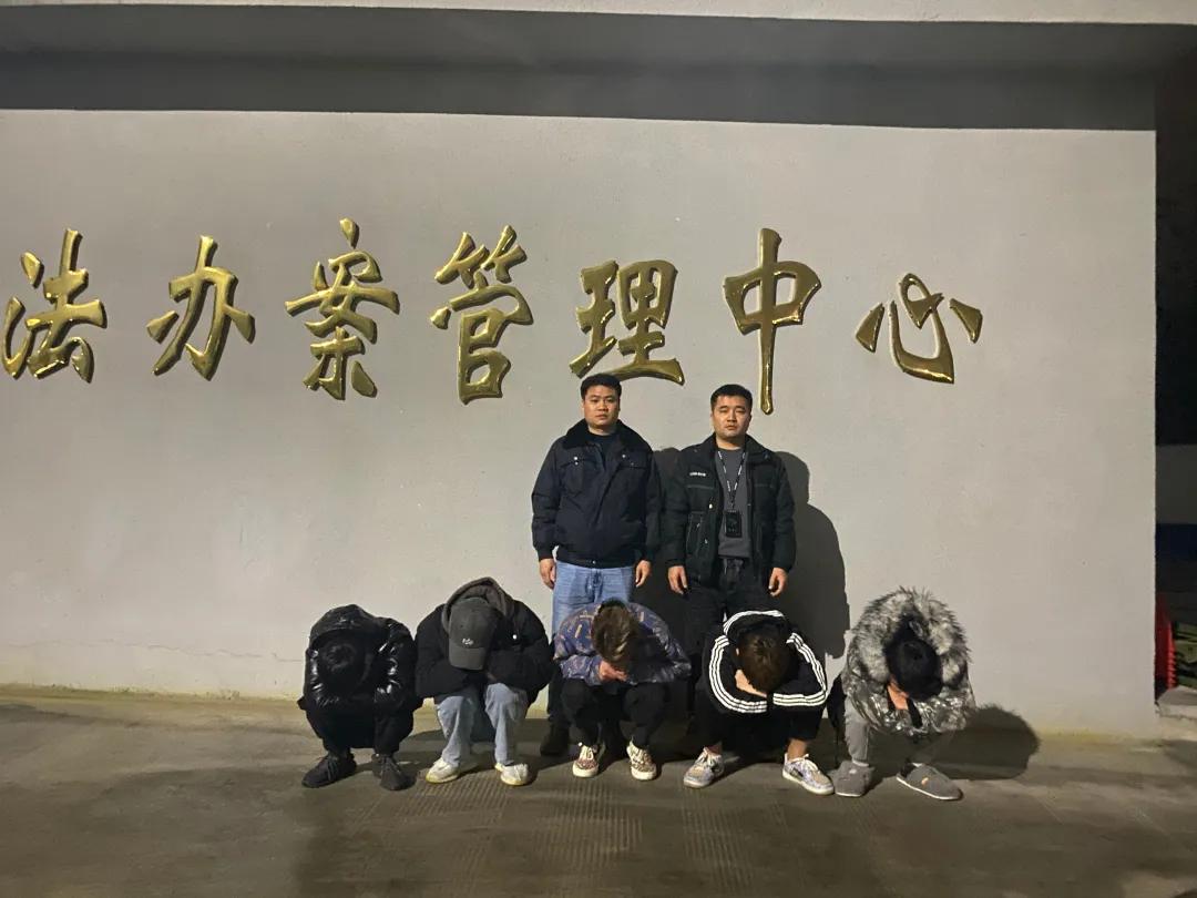 男子倒卖1000多个微信号被抓,收购贩卖微信会被判多长时间