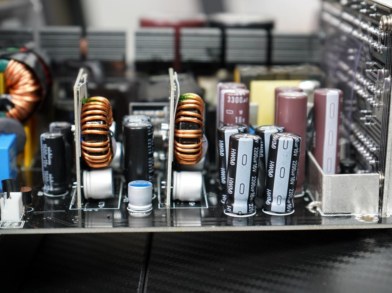 白色电源850w全模组atx3.0质保10年,10年质保atx电源