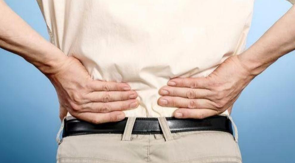 维C过量也有害！王先生每天用维C泡腾片泡水喝，结果引发肾结石