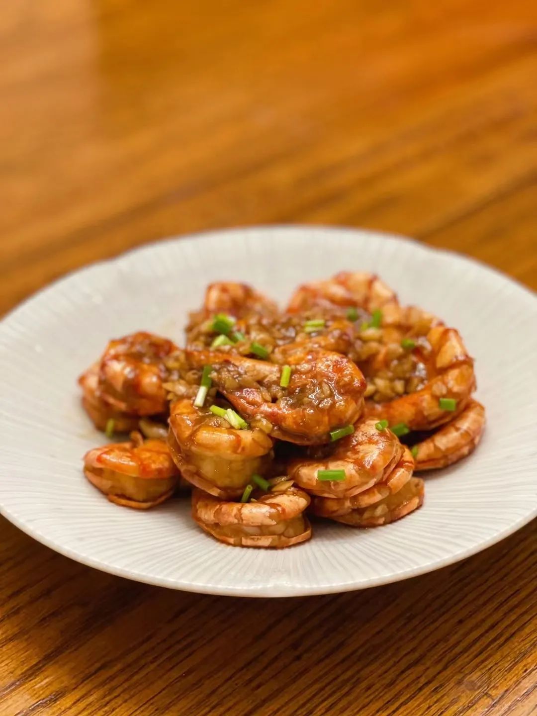 吃虾吃到生虾,吃虾吃到像口香糖