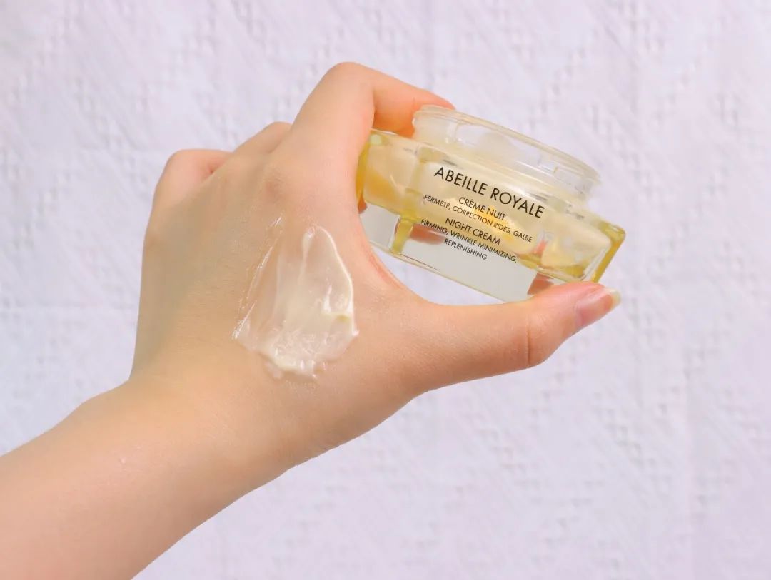 skii面霜和海蓝之谜面霜哪个好 (百优面霜35岁以上抗衰面霜推荐)