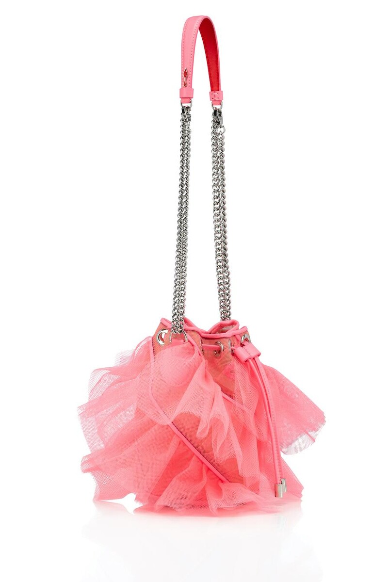 《艾蜜莉在巴黎2》Emily爱包盘点粉橘编织呼应渡假轻松氛围