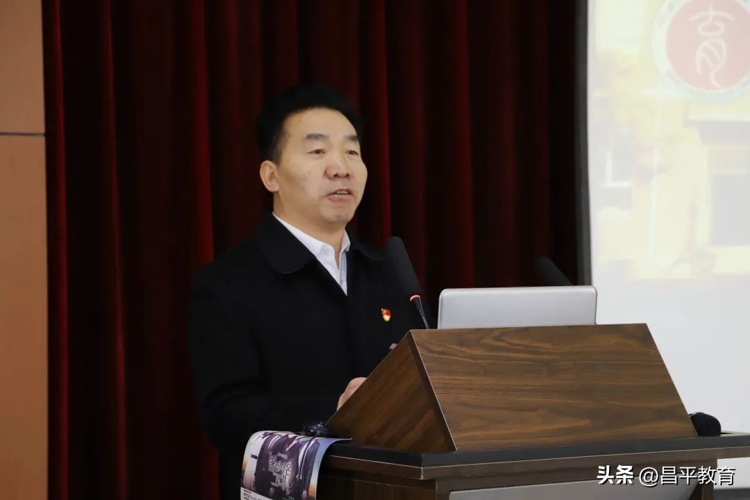 学校足球获奖表彰报道,校园足球颁奖