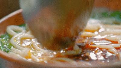 云南昆明美食推荐小锅米线,云南昆明美食排行榜前十名的小吃