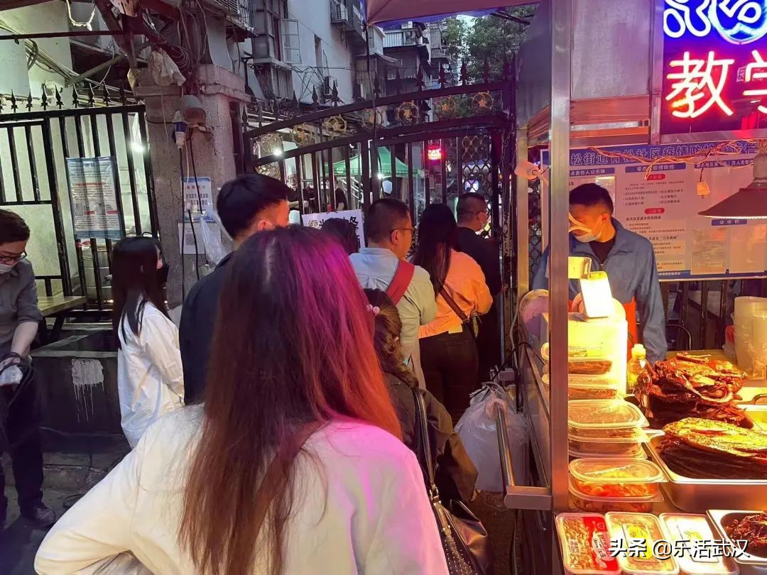 当生煎碰上生煎，谁才是你心中的扛把子？