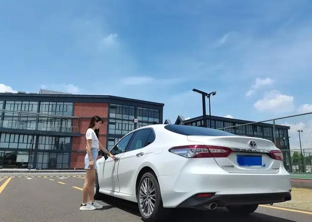 驾照可以自学考试不用报驾校吗,5月考驾照可自学直考