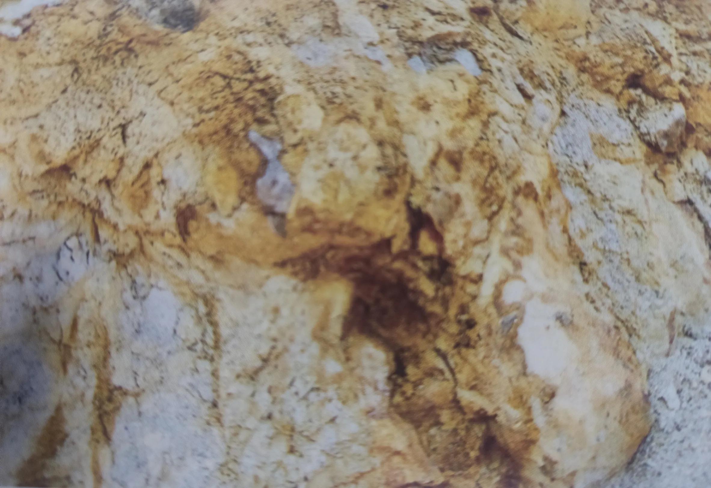 黄龙山朱泥和赵庄朱泥哪个更红艳,朱泥大红袍颜色很红艳吗