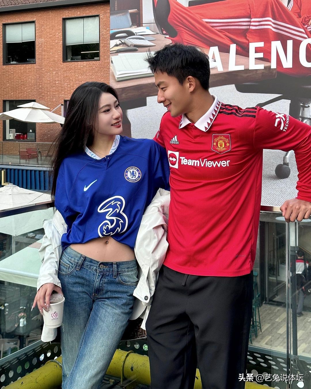 范志毅女儿妻子同框,范志毅女儿女婿