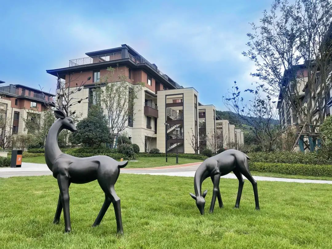 海信地产西海岸绿化,青岛西海岸花街小镇海信地产