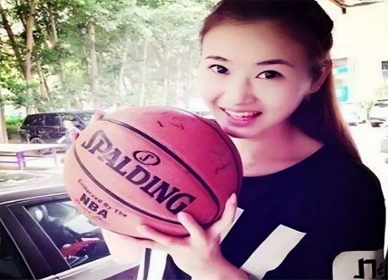 农村小伙娶1.97米女篮巨人梁天云,女篮运动员梁天云的抖音号