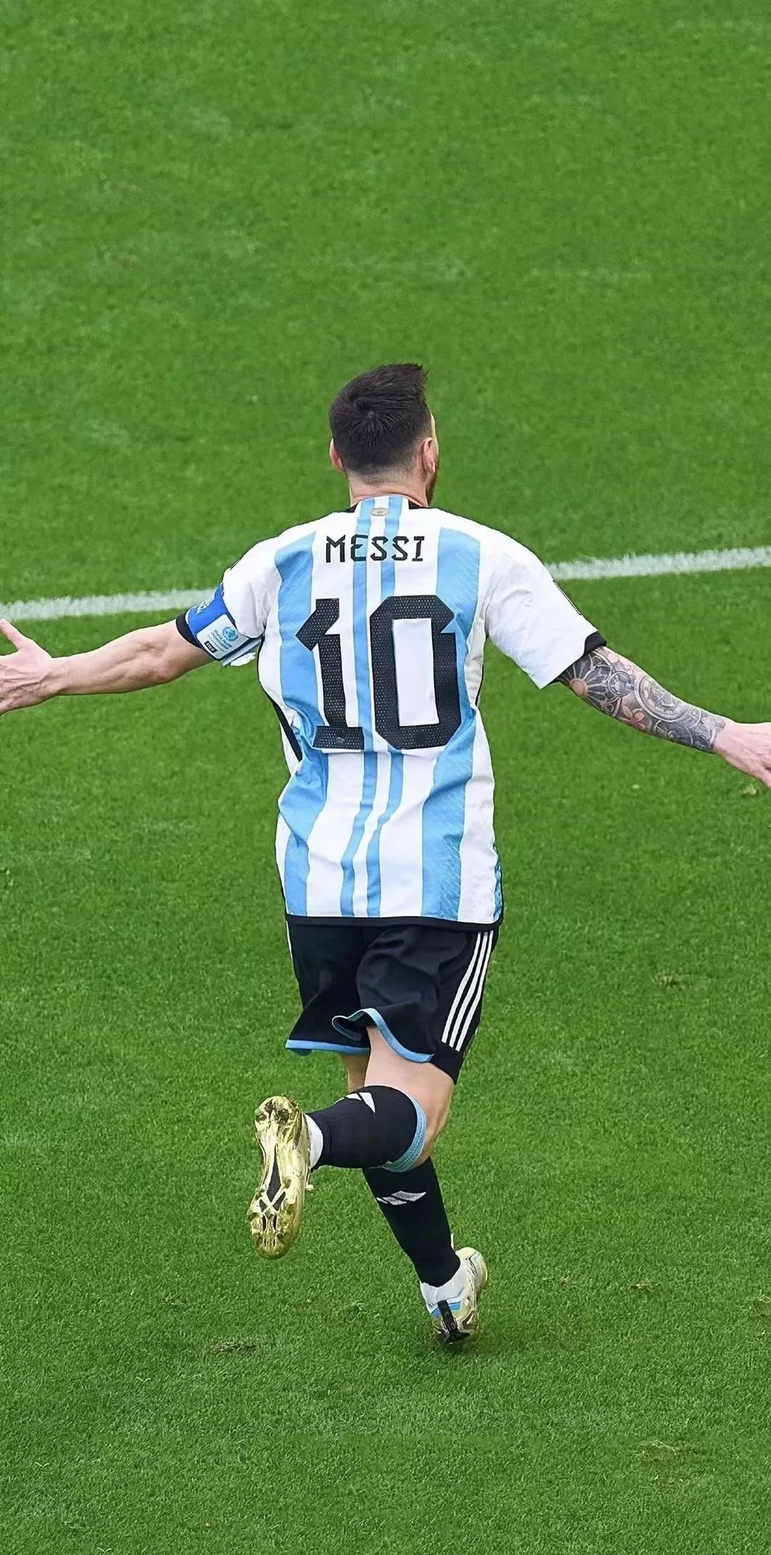 梅西请你尊重你的对手,梅西请选择你的英雄