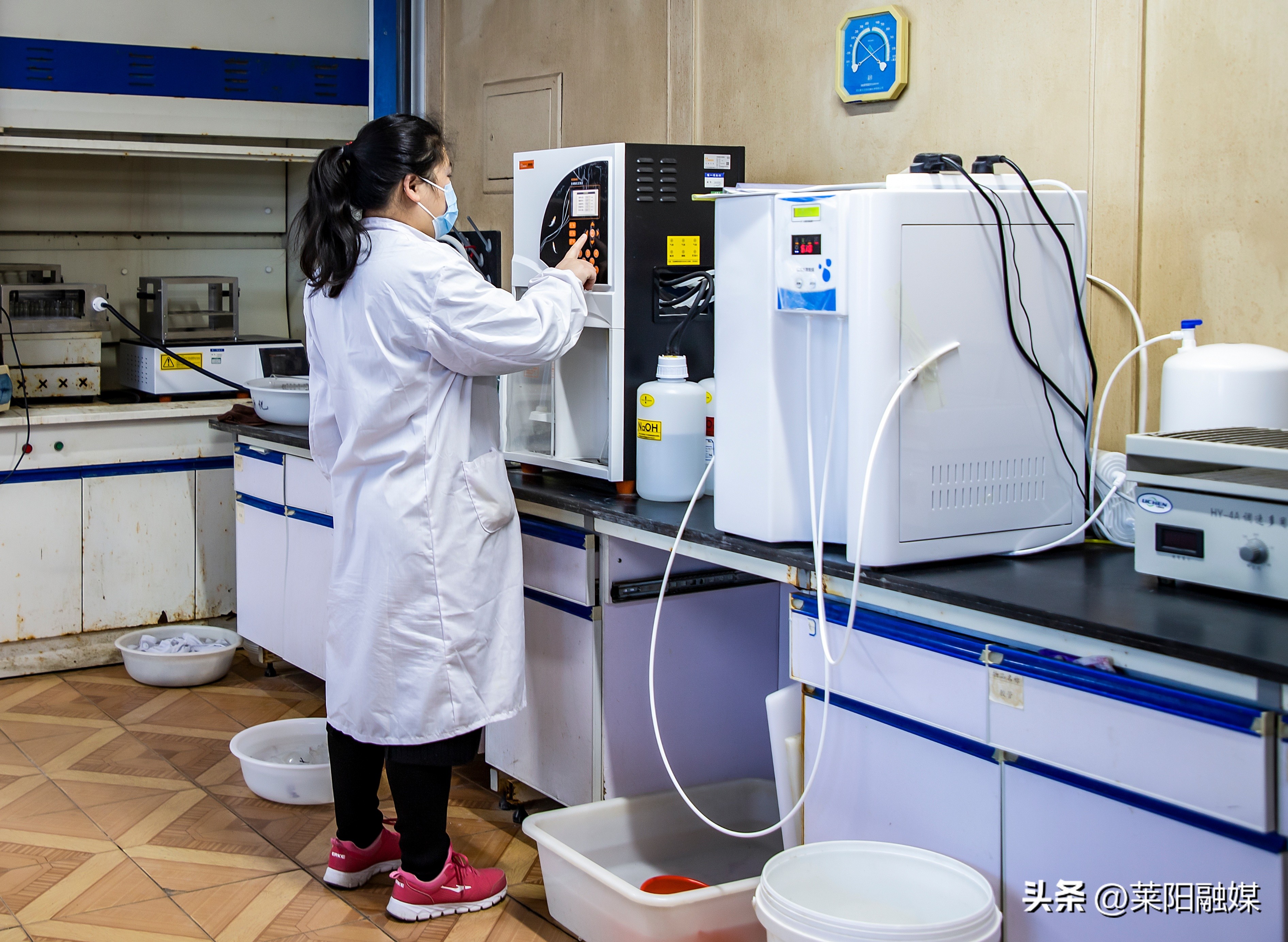 精诚所至精心服务以极强的专业能力把好每一道检验检测关口丨山东中正食品科技检测有限公司专访