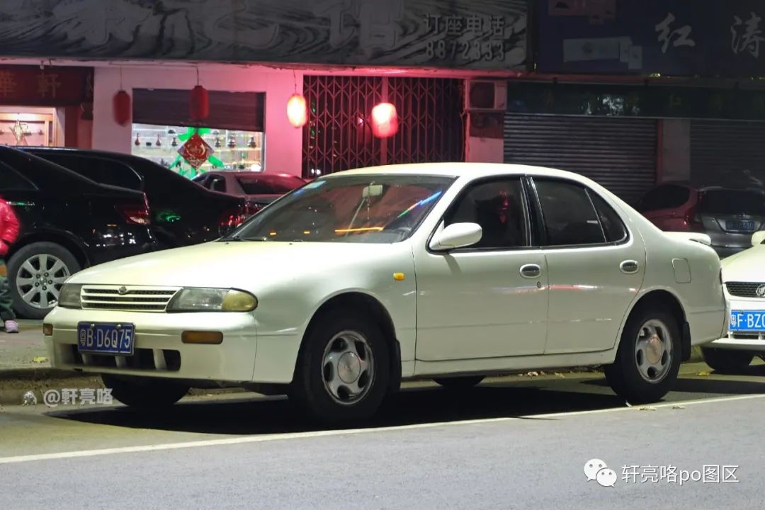 尼桑蓝鸟u13和风度a32,尼桑大蓝鸟u13进化史