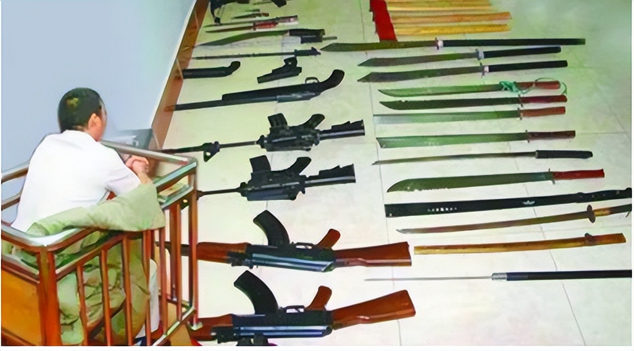 黑老大徐宗涛,父亲被枪杀,审判卷宗拉一车,材料用坏两台复印机